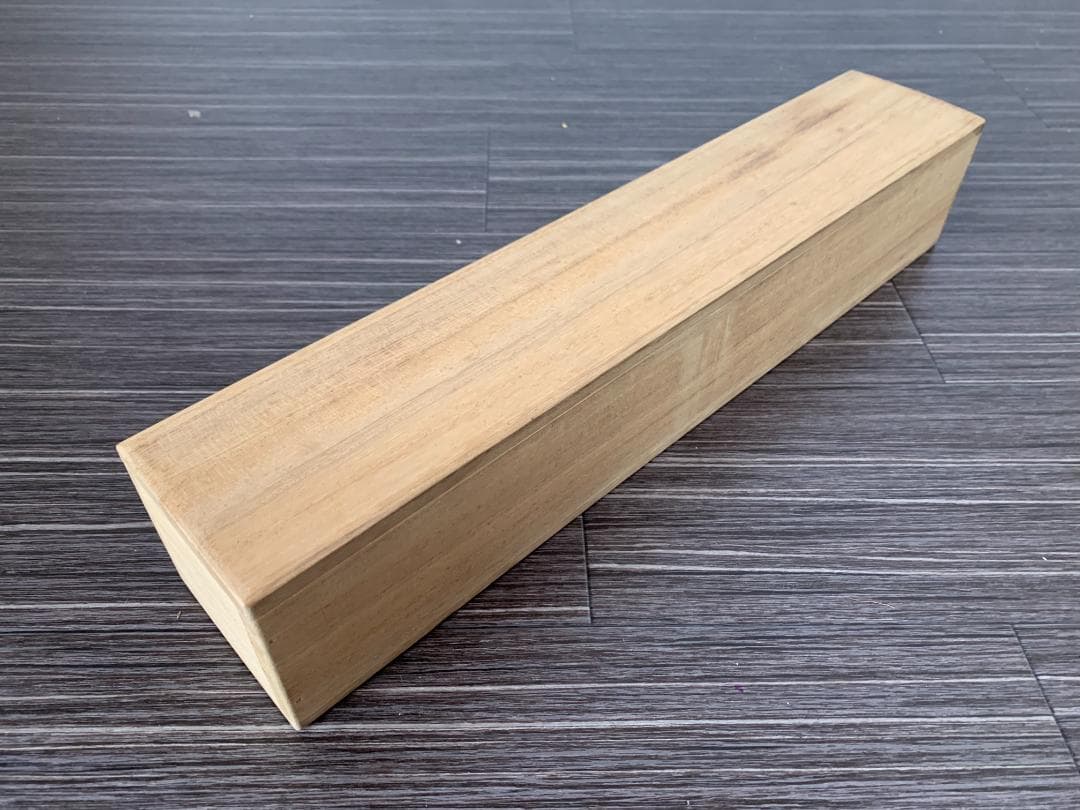 大徳寺 松長剛山 吟風一様松 一行書 紙本肉筆 掛軸 共箱 茶掛 846