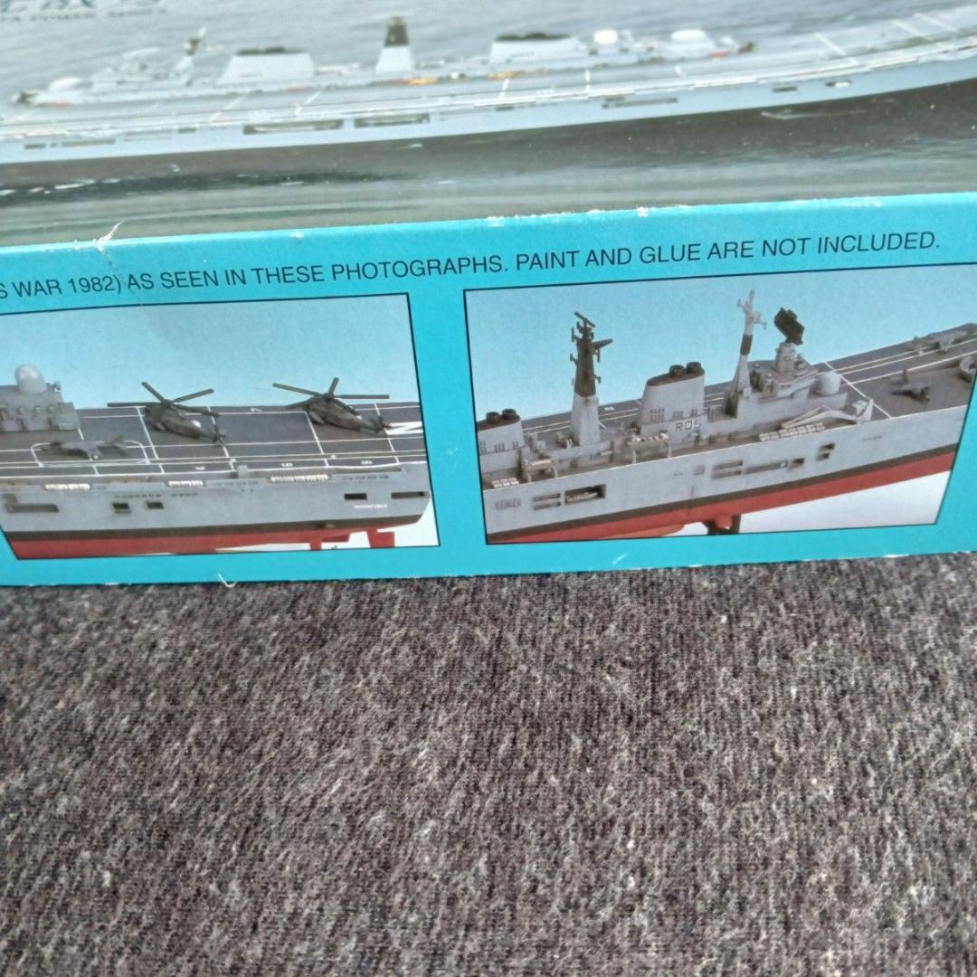 ドラゴン 1/700 インヴィンシブル + 21型 アンテロープ 2隻セット