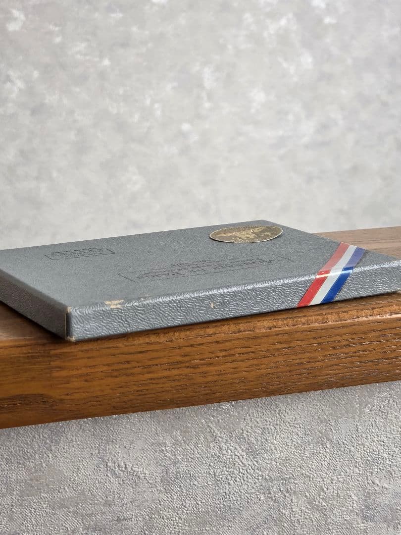 (プルーフライク)　フランス　モネ·ド·パリ　FDC セット　1973