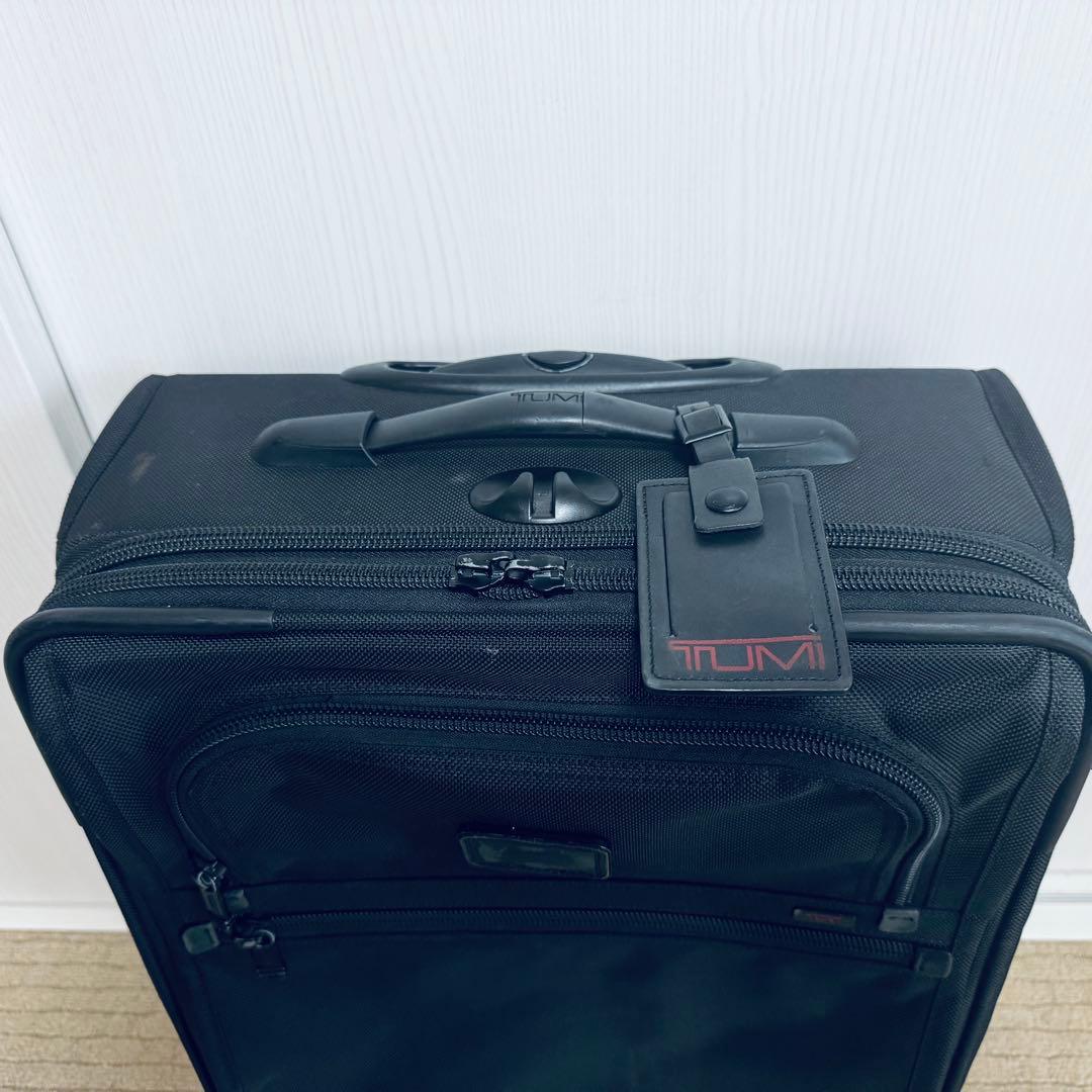 廃盤　TUMI トゥミ　キャリーケース　スーツケース　ブラック　22021DH