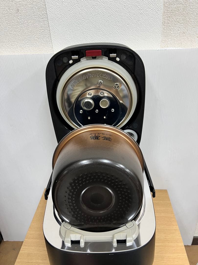 Panasonic スチーム&可変圧力IHジャー炊飯器SR-VSX109