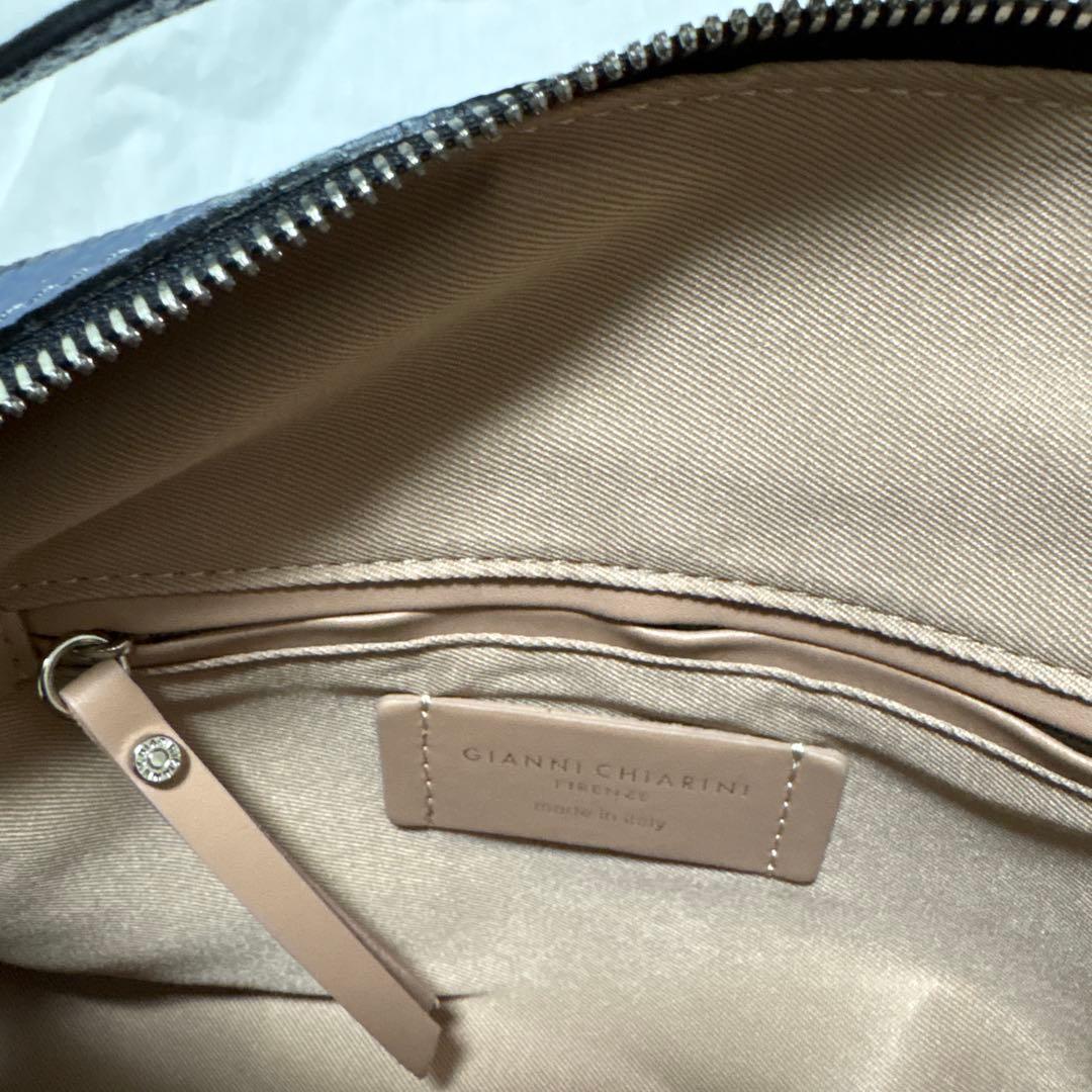 【美品】GIANNI CHIARINI ALIFA M ショルダーバッグ
