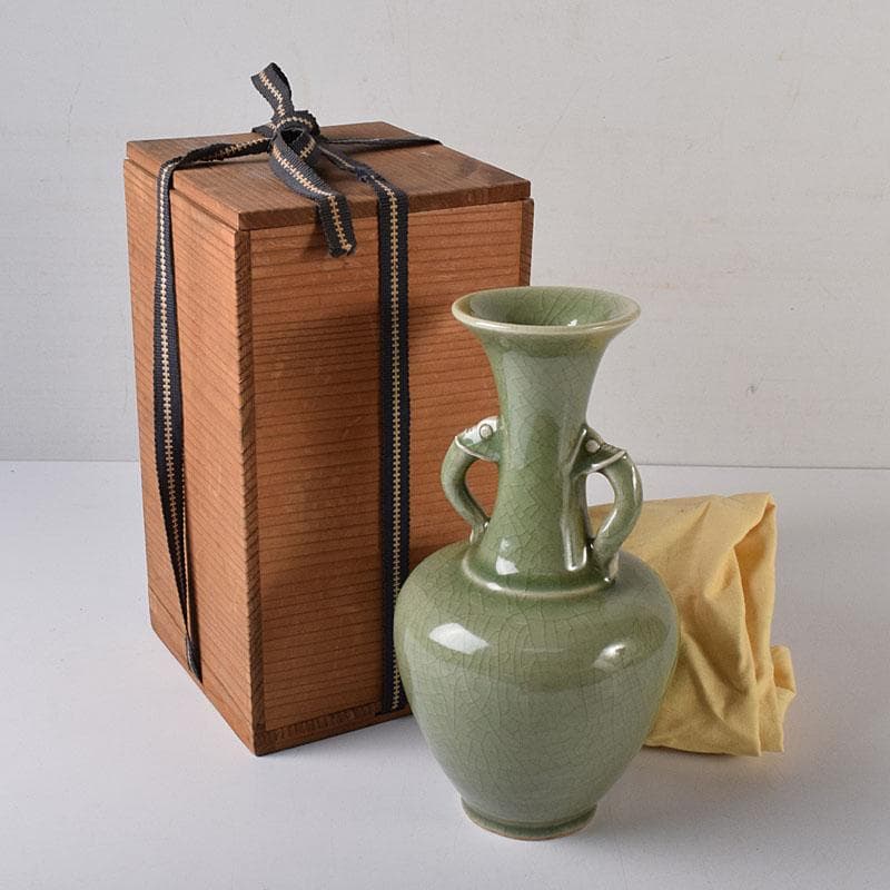 中国　龍泉窯青磁　双獣耳花瓶　時代箱　V　R8314