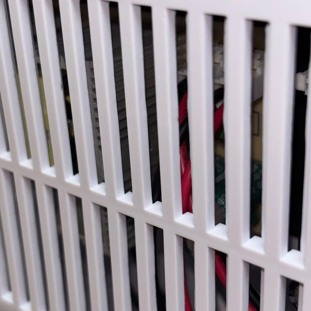 冷温庫　ペルチェ式　温度設定可能　容量22L