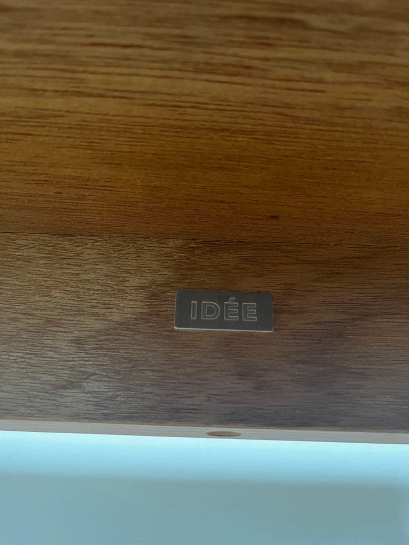 IDEE STILT TABLE 1000 スティルト テーブル