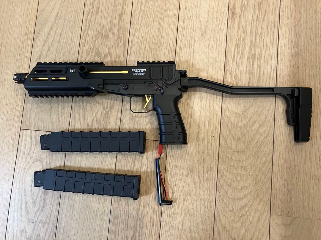 東京マルイ　スコーピオン　モッドM