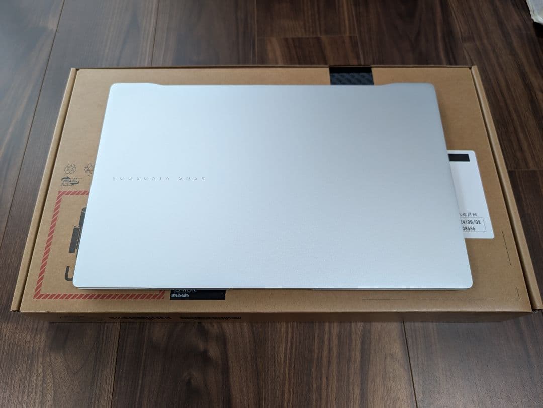 Windowsノート本体 ASUS Vivobook S 15 Copilot+PC 16GB 512GB