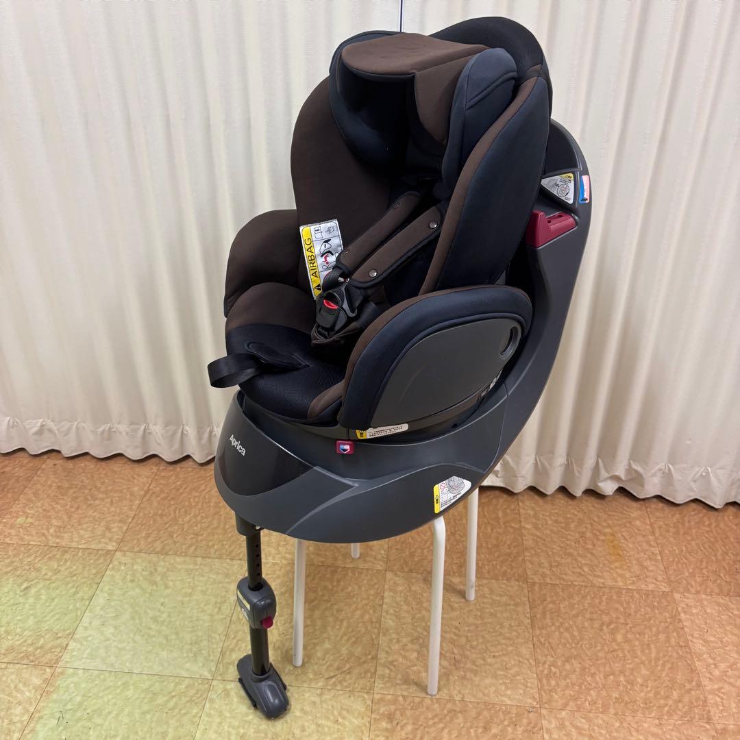 極上クリーニング済☆綺麗☆　新生児OK　アップリカ　ディアターンプラス　ブラウン