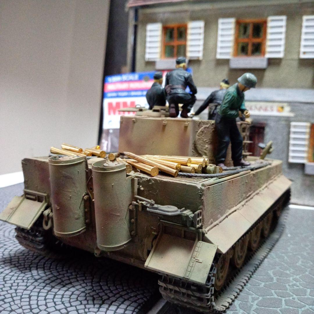 値下げしました　タミヤ　タイガーⅠ型　最後期型　1／35　アクセサリーパーツ多数
