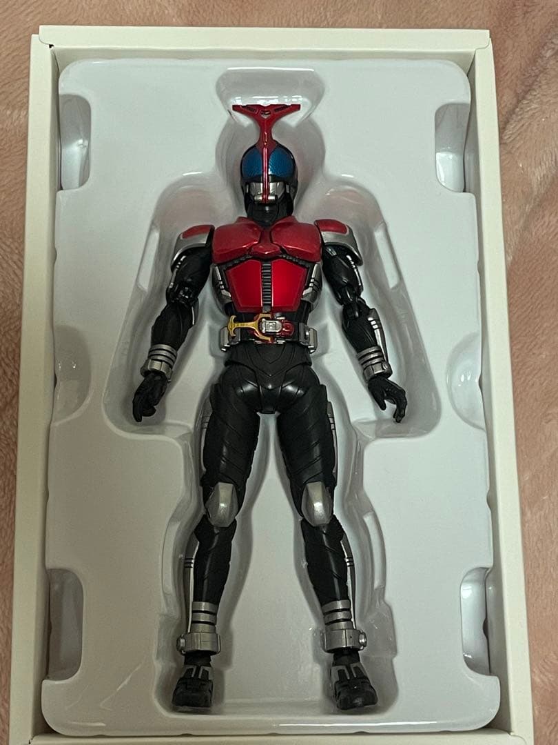 真骨頂SHFiguarts 仮面ライダーカブト ライダーフォーム