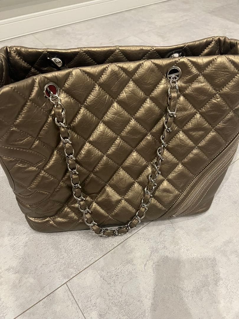 【美品】CHANEL シャネルゴールド キルティング ハンドバッグ