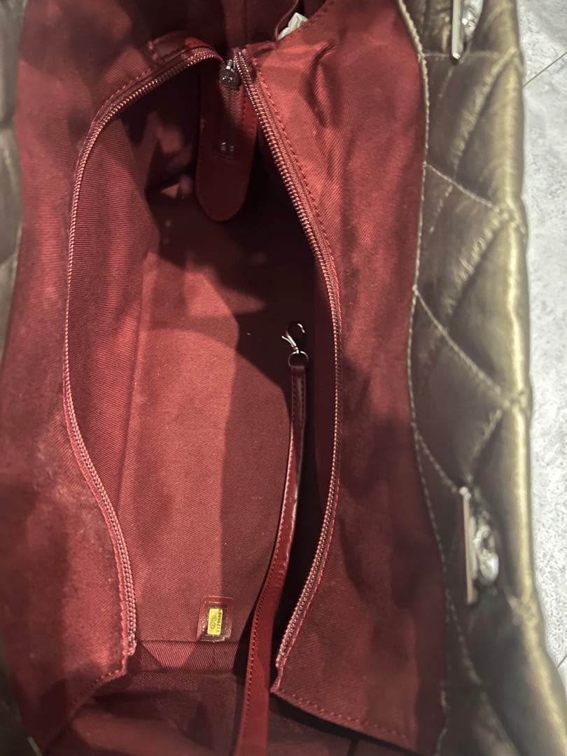 【美品】CHANEL シャネルゴールド キルティング ハンドバッグ