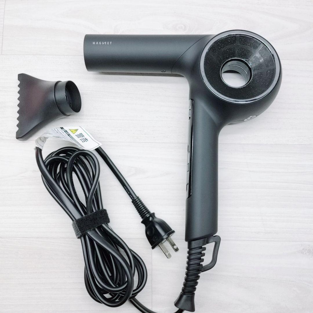 新品同様☺ホリスティックキュア マグネット ヘアプロ ドライヤー ゼロ