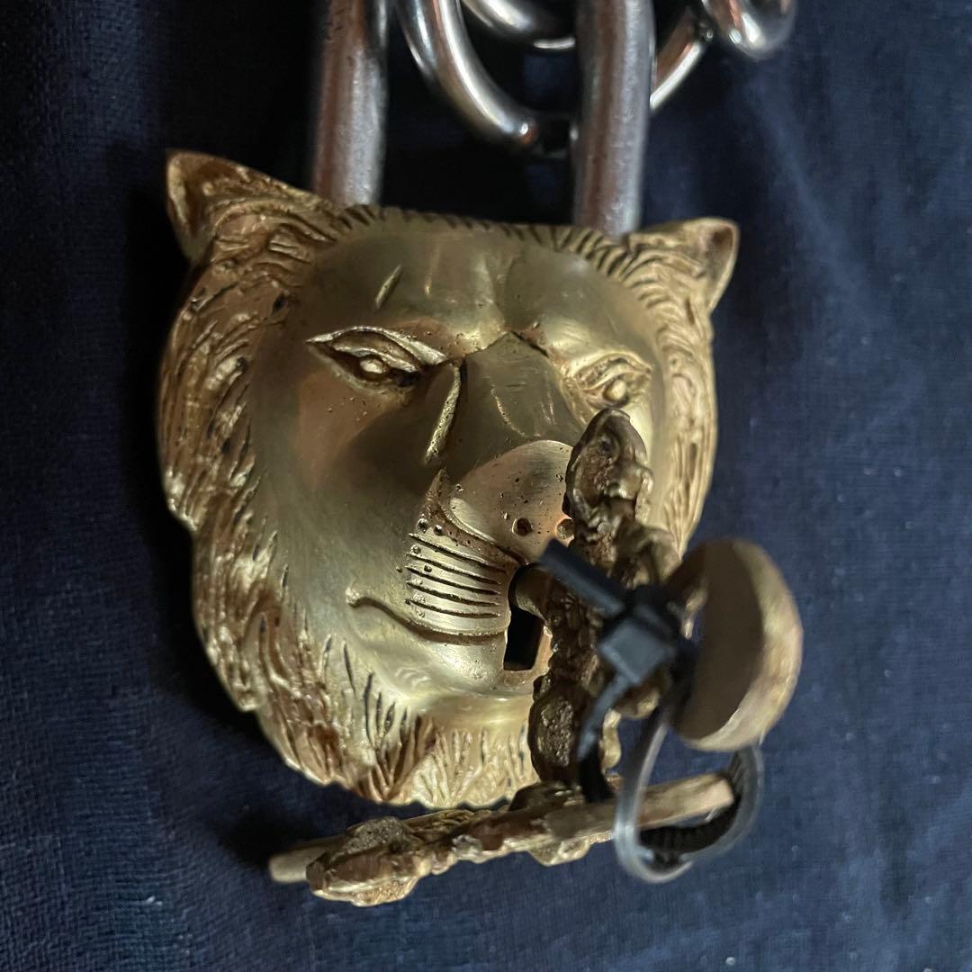 希少　骨董品　ライオンのチェーンロック