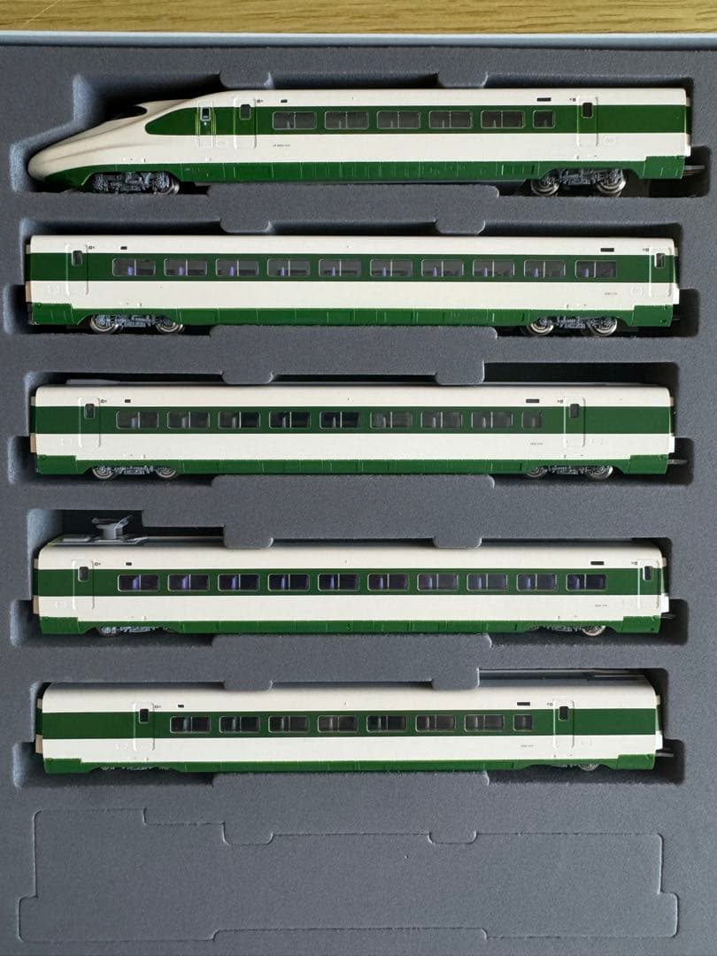 ハ*ケ様 期間限定　TOMIX97954 E2系200系カラー