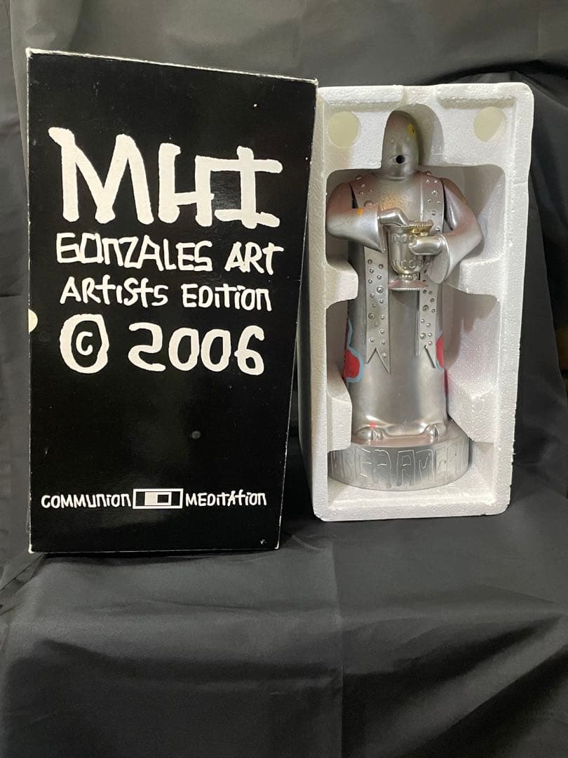 マークゴンザレス　直筆　アート　オブジェ　フィギュア