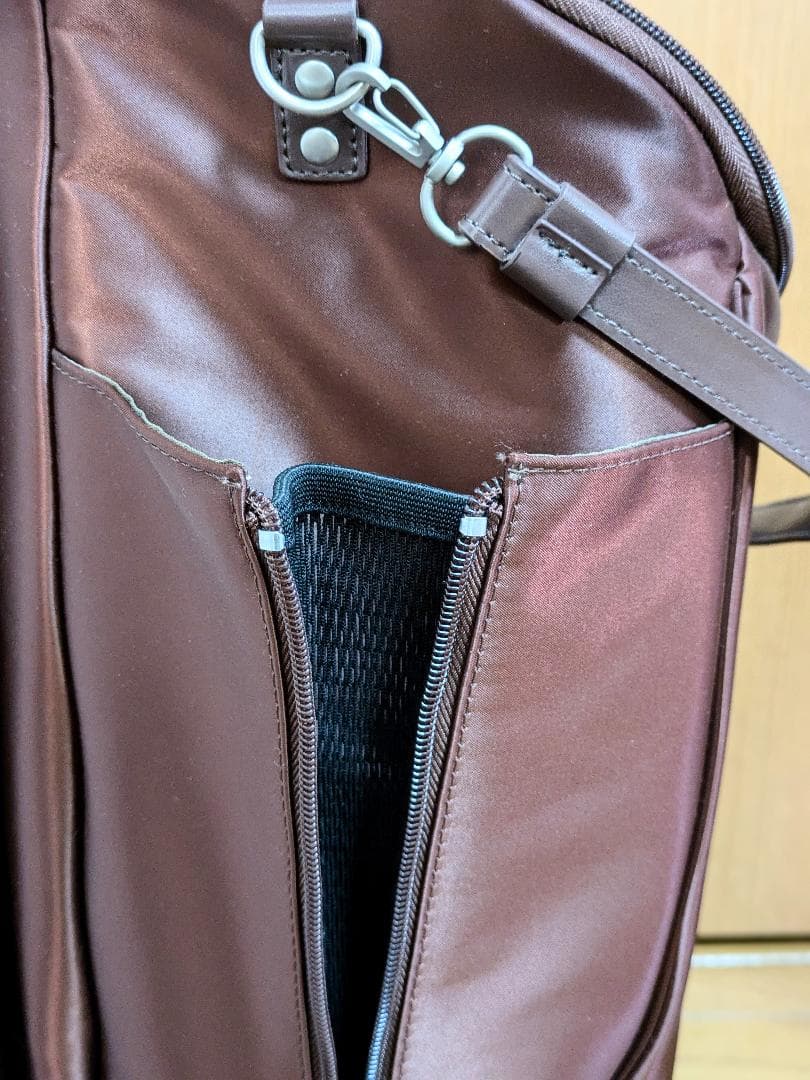 [ポリエステル] SWANY キャリーバッグ