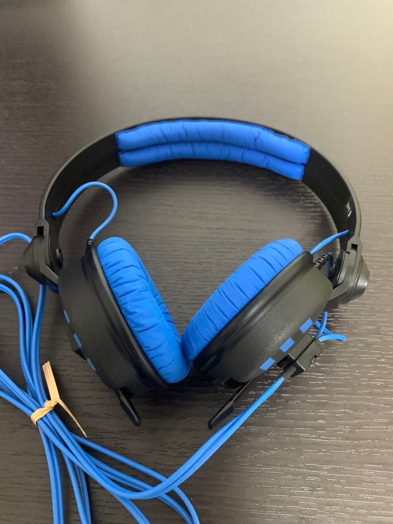 ゼンハイザー 密閉型ヘッドホン adidasオリジナルモデル HD25