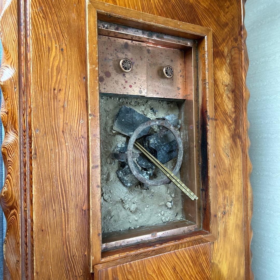 屋久杉（保証書無し）⁈囲炉裏、長火鉢、酒の燗2、職人技木の組込み！