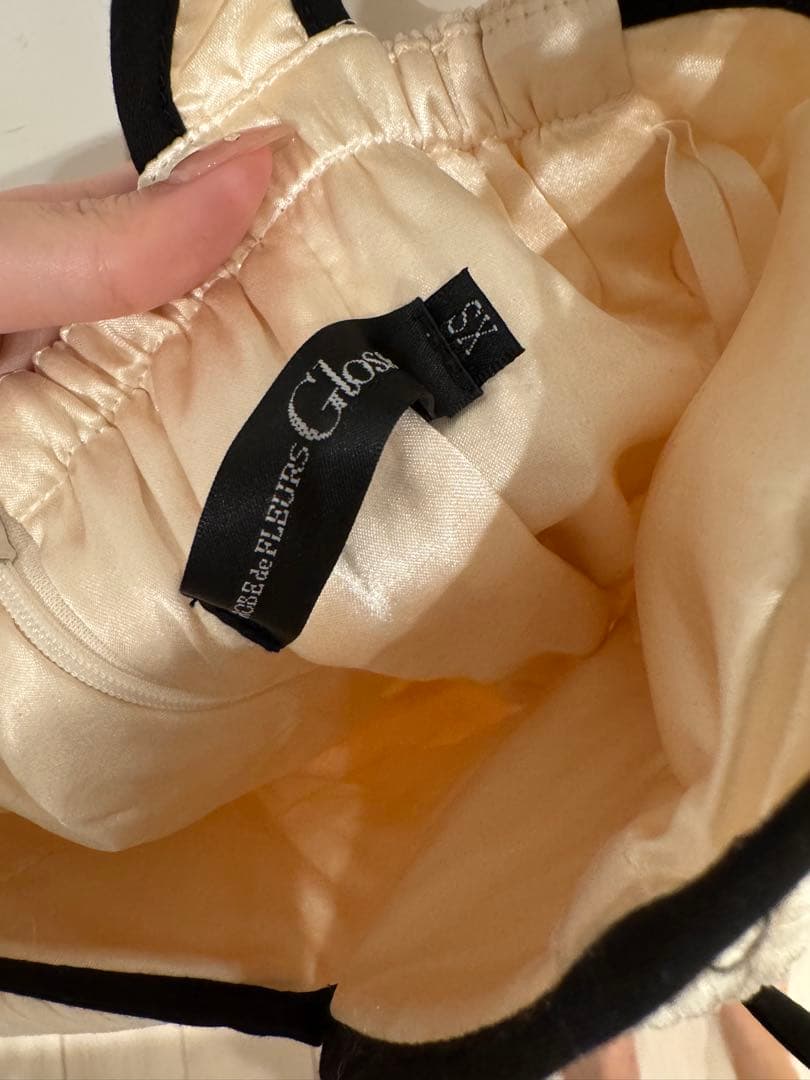 ROBE de FLEURS Glossy　ダブルポイントリボン　アイボリー