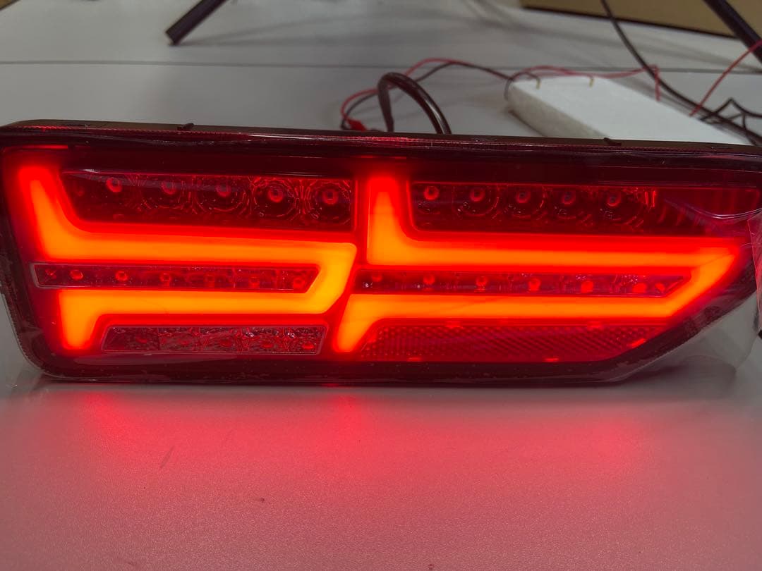 ジムニーJB64W/JB74W シーケンシャルウィンカー内蔵 LEDテールランプ