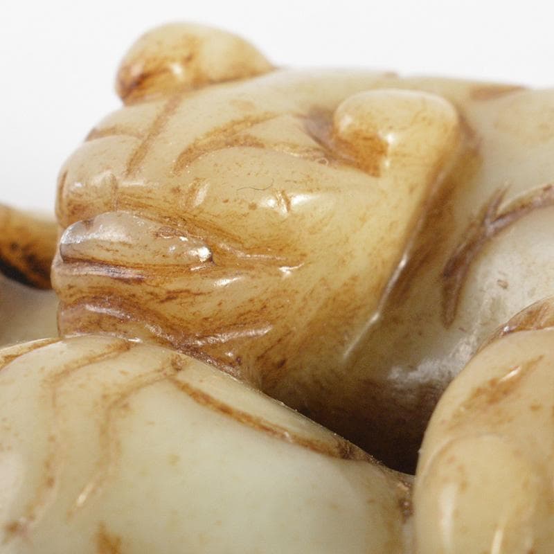 中国　玉石彫刻　犬刻　根付　紙鎮　置物　C　R7131E