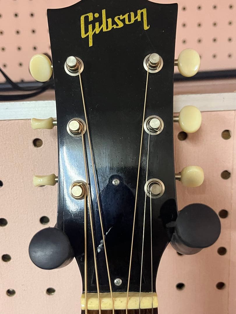 ギター Gibson CustomShop J-45Thermally Aged1966