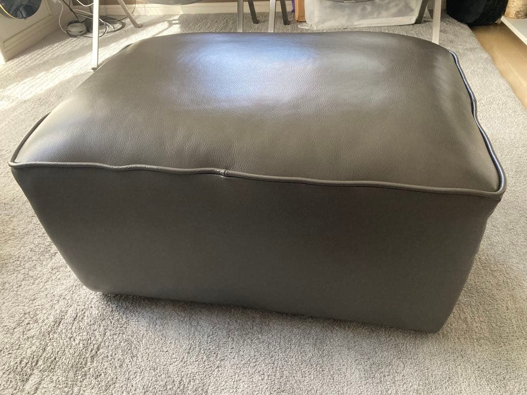 ACTUS 本革　オットマン 2023年製