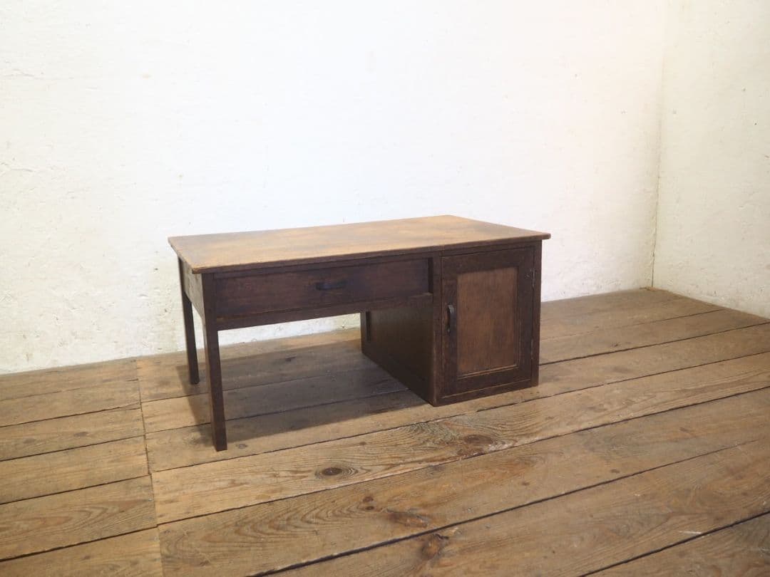 1232 アンティーク　ロータイプの片袖机　文机　引き出し　レトロ　テーブル