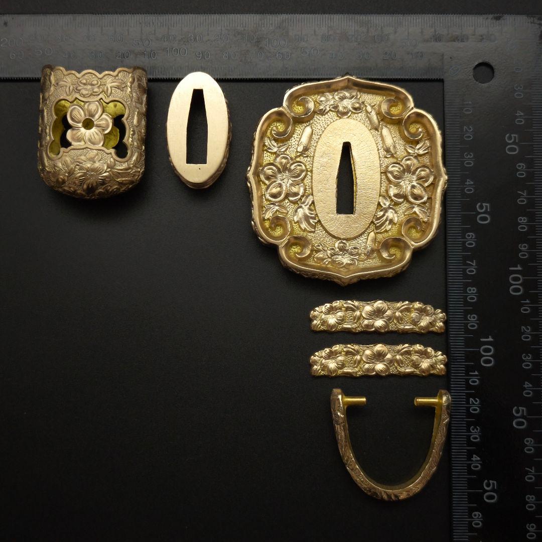 太刀拵　桜の図　銅製　日本刀装具　柄鞘一式　刀剣美術