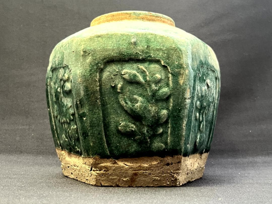 花瓶■清朝緑釉六角茶壷 石湾窯 宜興窯 浮彫紋窓絵花唐草 古玩 時代物 骨董品■