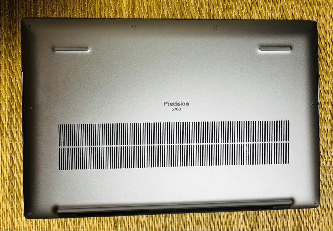 Precision5760 i7 32GB 1TB A2000 4K 17インチ