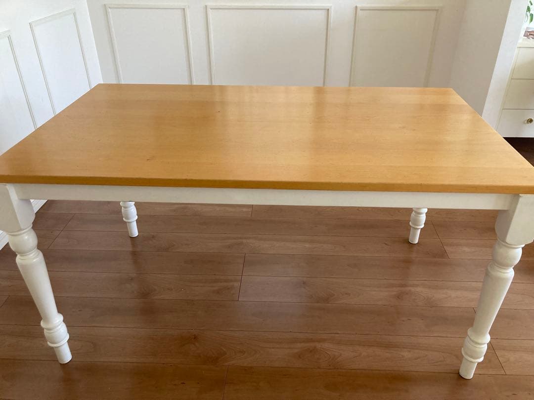 リーヴス　アルダー　ダイニングテーブル　4人用