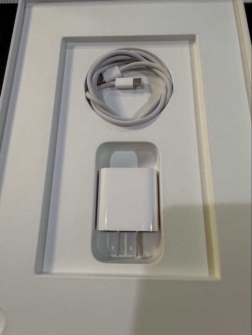 iPad Air 11インチ 第6世代 M2 Wi-Fi 128GB シルバー