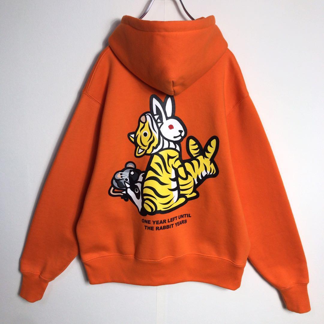 【超希少デザイン】FR2 パーカー 寅 タイガー 色情兎 バックでかプリント