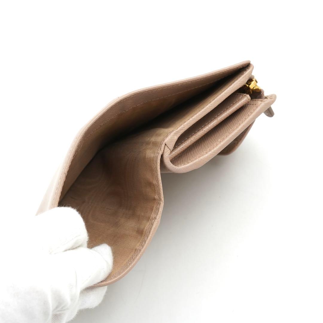 ✨新品未使用・箱付き✨　PRADA 財布　サフィアーノレザー　アイコン　ベージュ