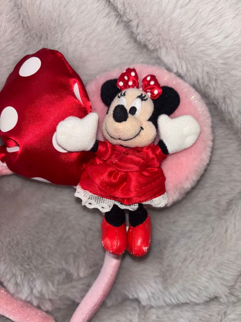 ミニーカチューシャピンク　ディズニー