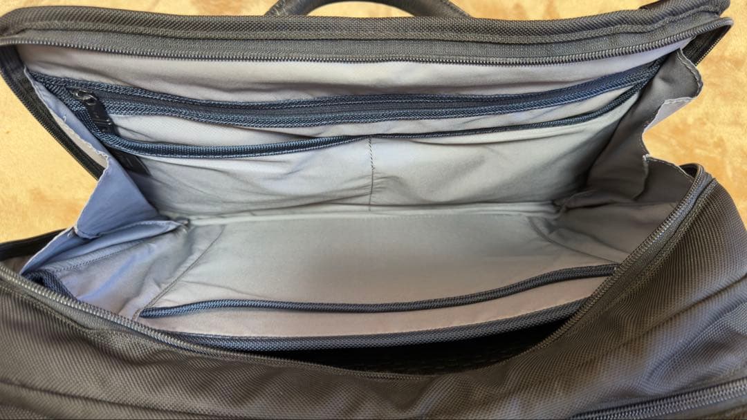 TUMI トゥミ ビジネスバック