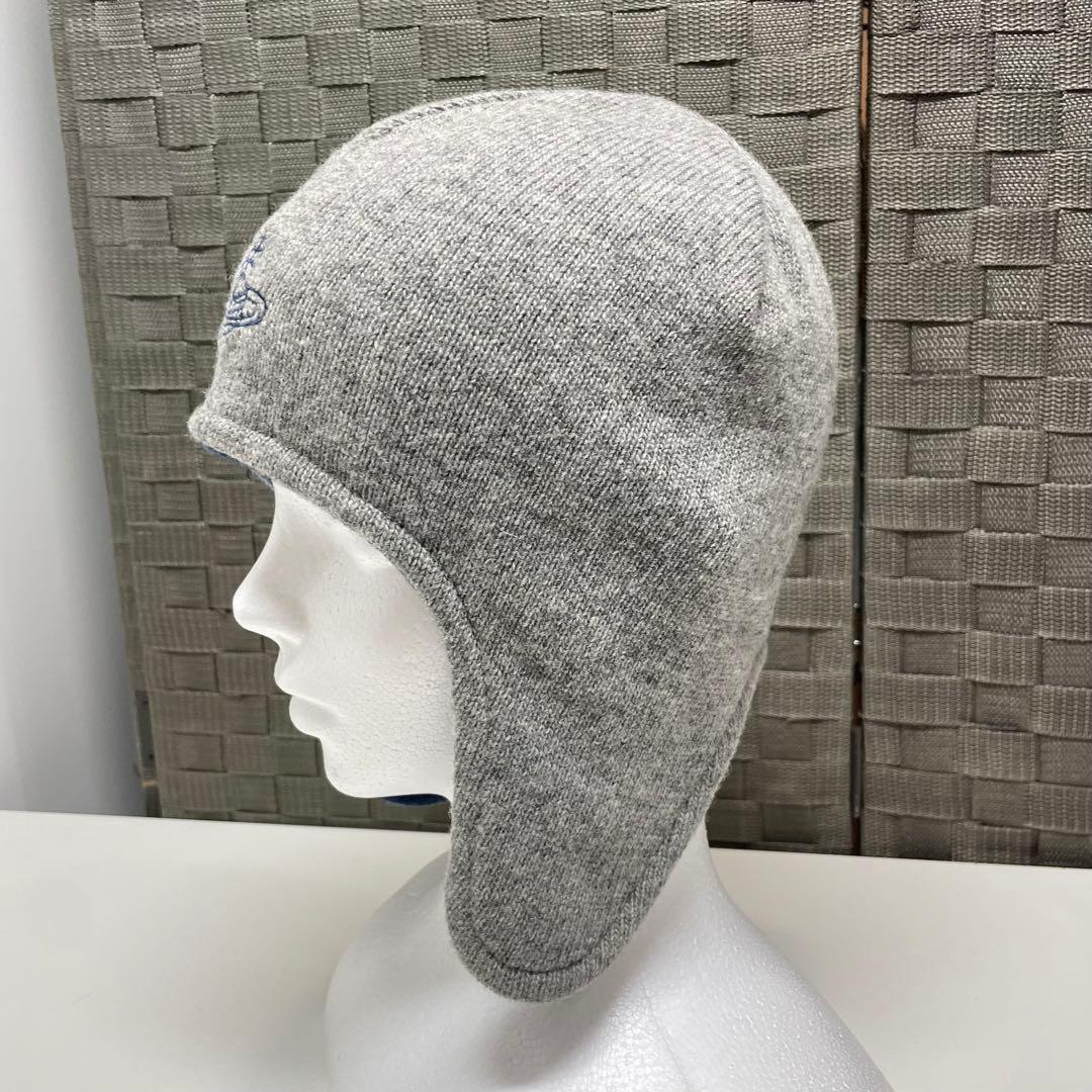 ゆ*う様 Vivienne Westwood 耳あて付きグレーのニット帽