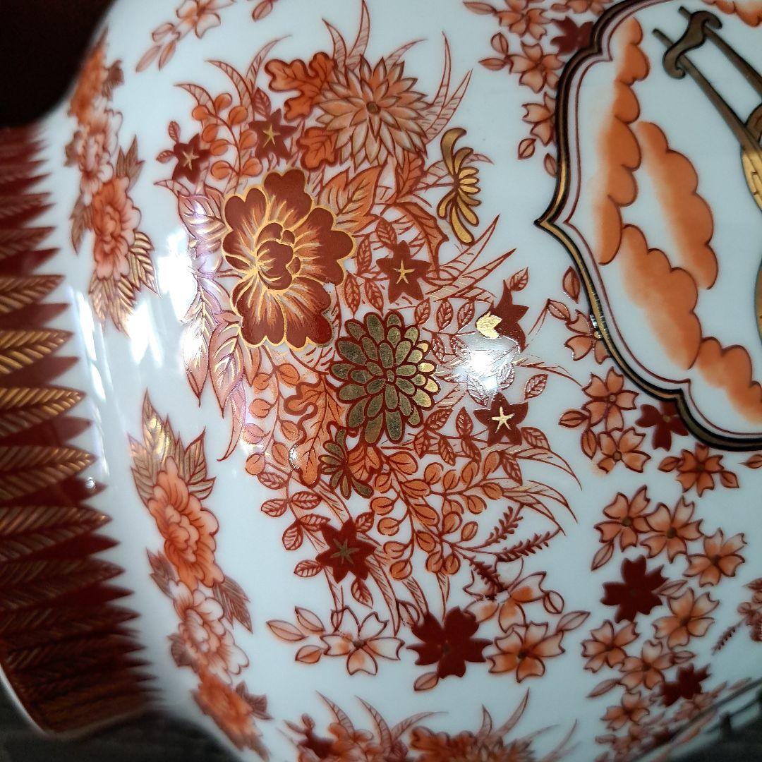 釉裏壺　六角飾瓶　　極上本金使用　金彩赤絵　　柴田陶器　唐花図　高さ32㎝