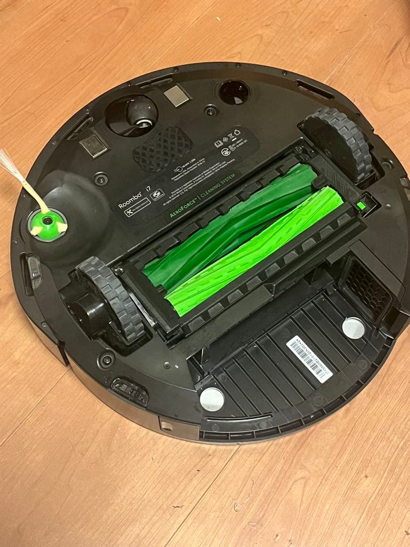 iRobot Roomba i7 ロボット掃除機 本体 / ジャンク扱い