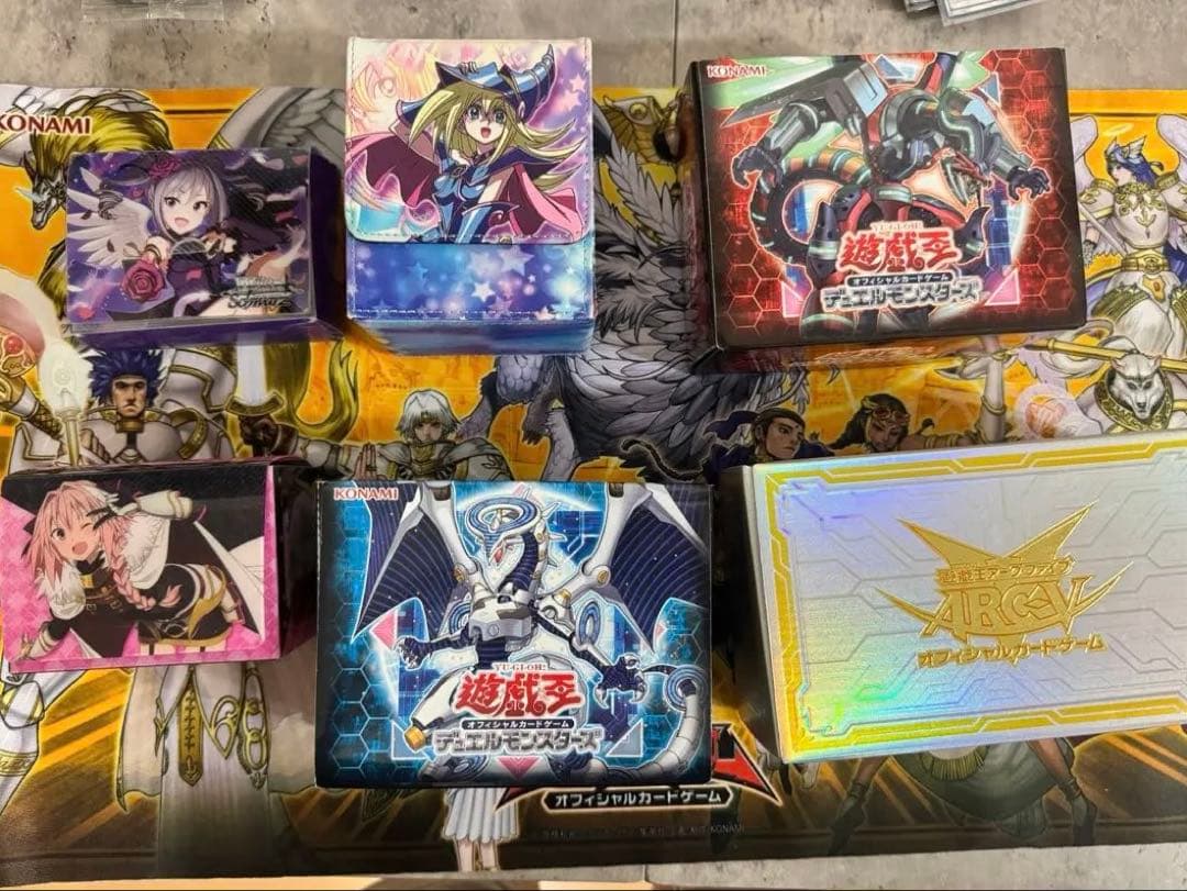 遊戯王引退品 デッキ×11 サプライ複数 ホログラフィック 海外版その他