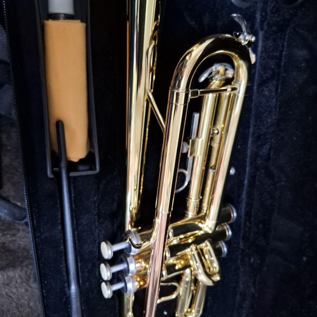 トランペット 本体 ゴールド ハードケース付き