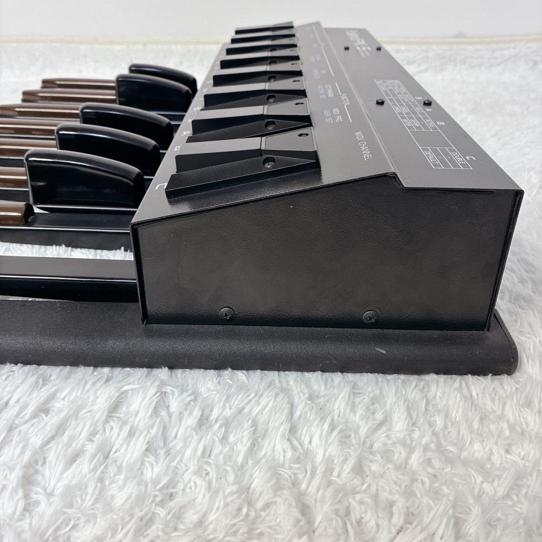 Roland PK-5 Dynamic MIDI Pedal ペダル 13鍵盤