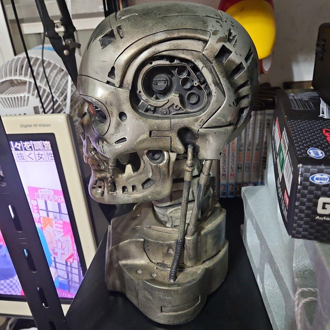 T2 エンドスケルトン ダメージバージョン 金属製 実物大