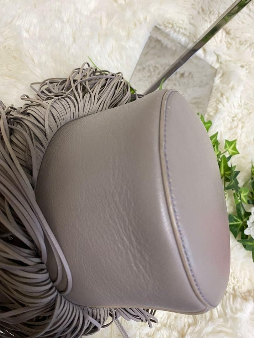 J&M DAVIDSON カーニバル フリンジレザーショルダーバッグ グレージュ