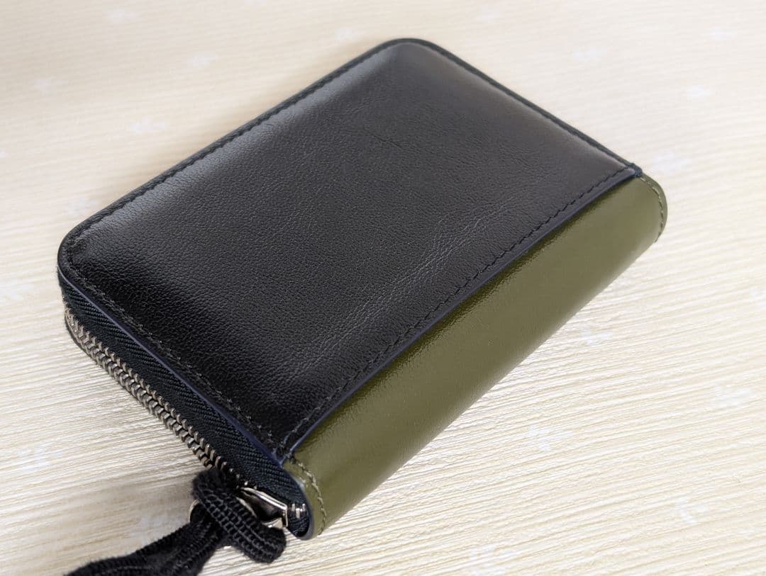 ☆値下げ☆【MARNI】カーフレザー ケース バイカラーラウンドウォレット