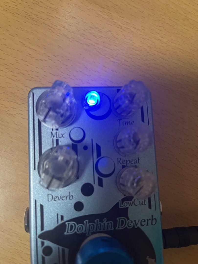 Vivie Dolphin Deverb ギターエフェクター