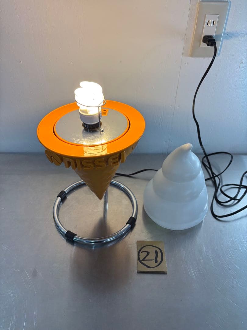 【送料無料】日世 ソフトクリーム看板 電飾 販促 ライト ディスプレイ 置物