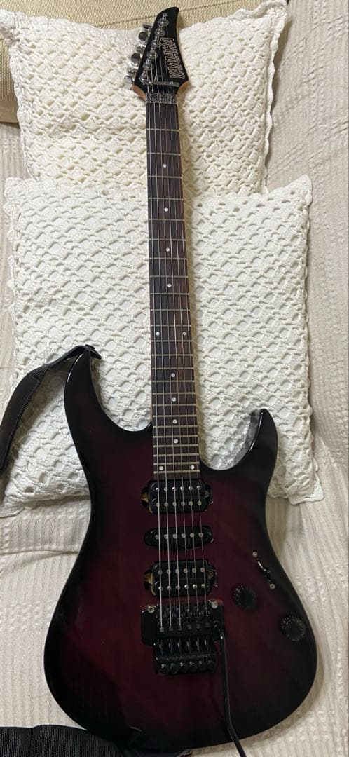 YAMAHA RGX 421D フロイドローズ トレモロ・パープル色でカッコいい